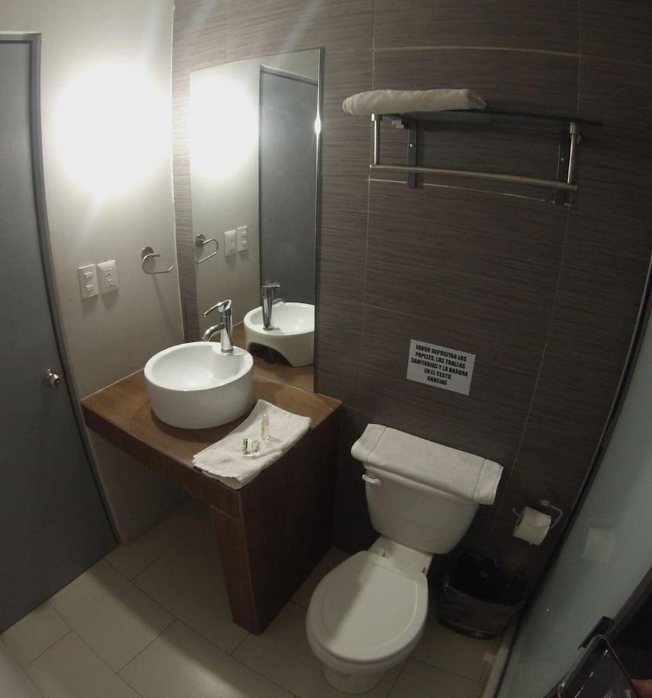 Hotel Fg León Dış mekan fotoğraf